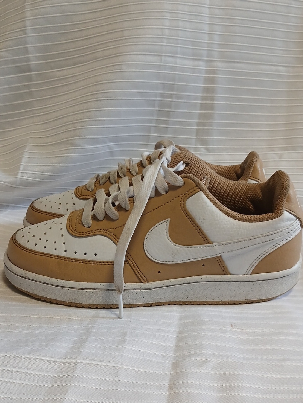 Nike Low-Top Sneakers in Tan and White